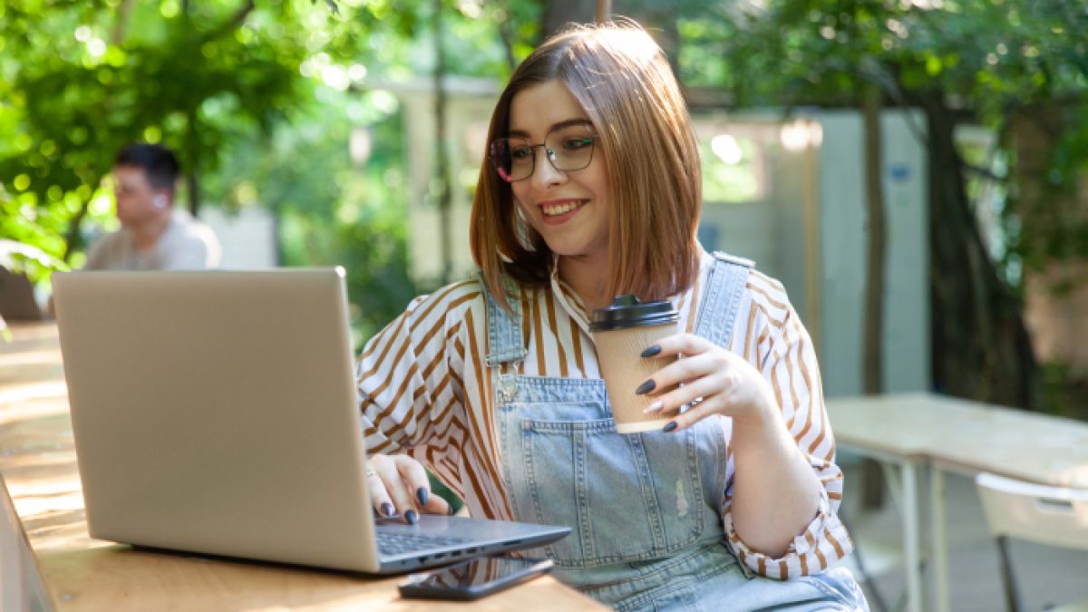 Teacher using her favorite AI tools